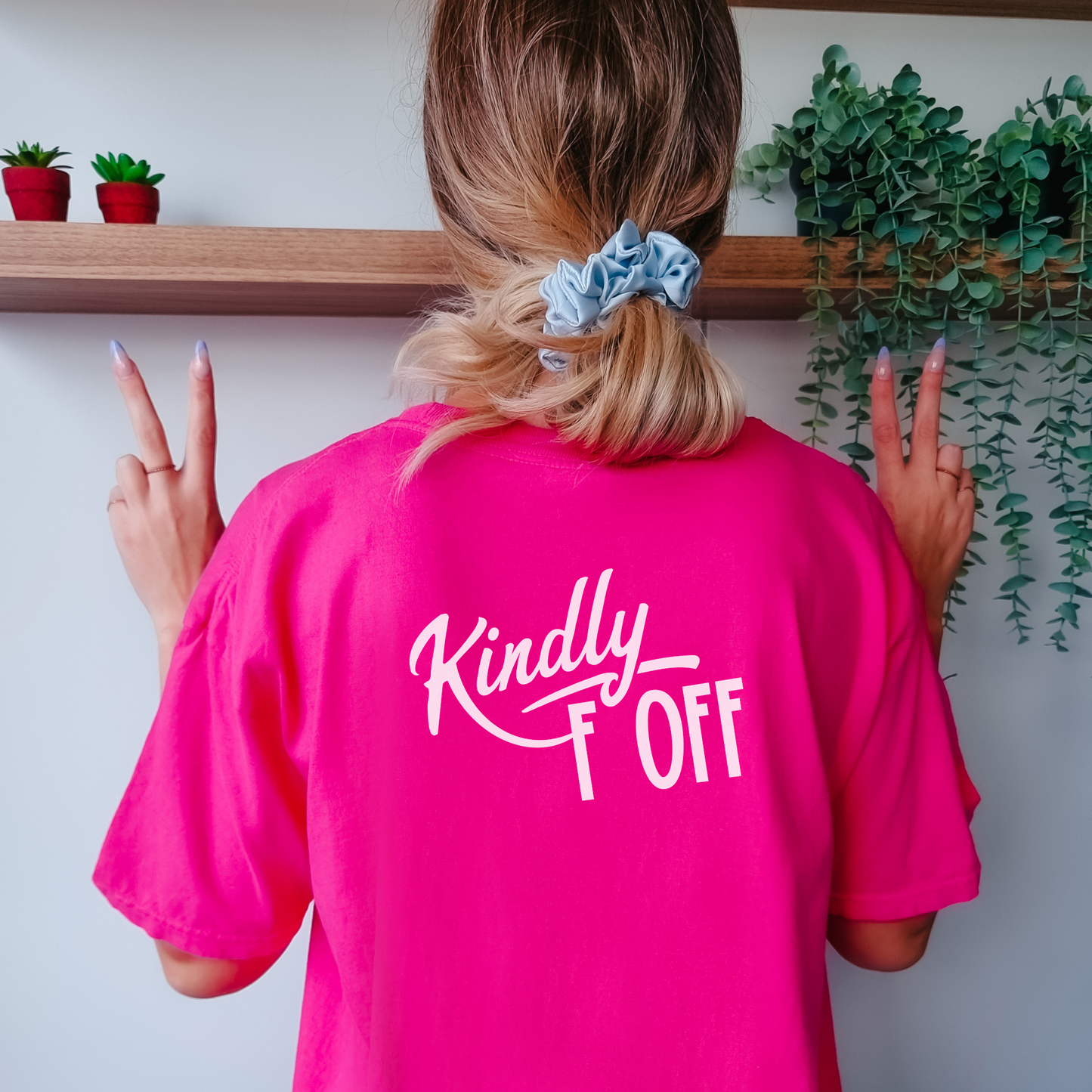 Kindly F-Off Tee T-Shirt Heliconia S