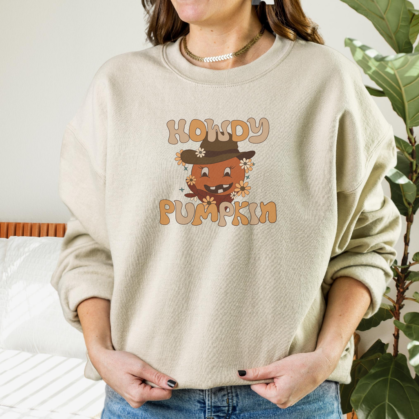 Howdy Pumpkin Sweatshirt Sweatshirt S Sand