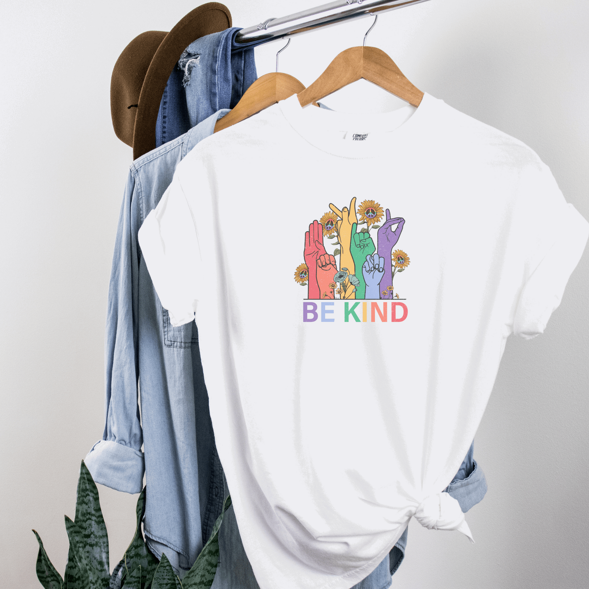 Be Kind Tee T-Shirt White S 