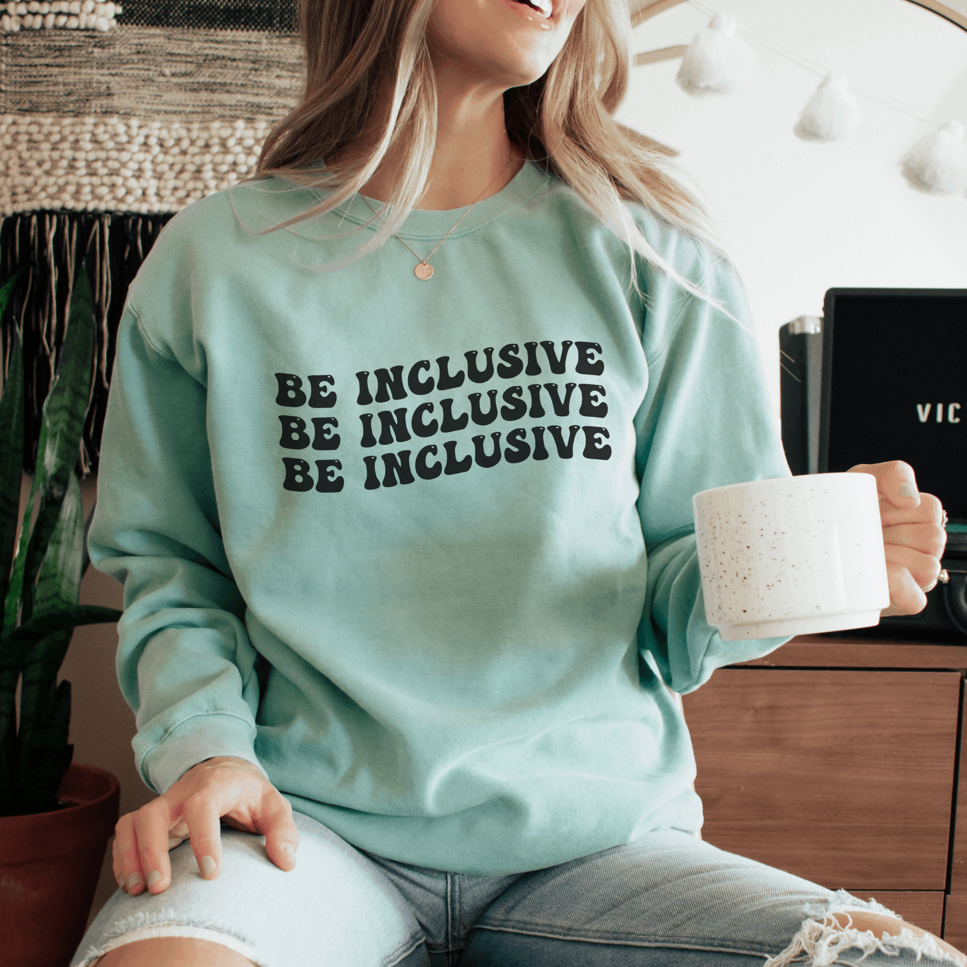 Be Inclusive Sweatshirt Sweatshirts Chalky Mint S 