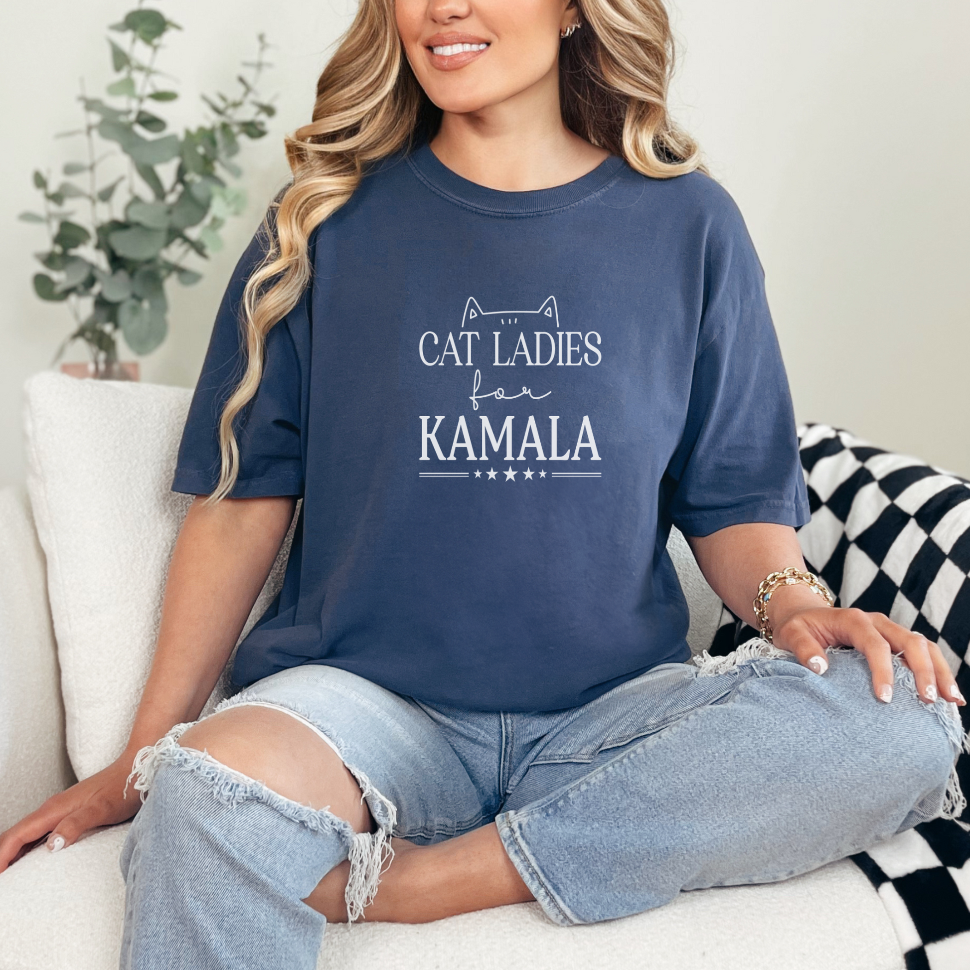 Cat Ladies for Kamala Tee T-Shirt Navy S 