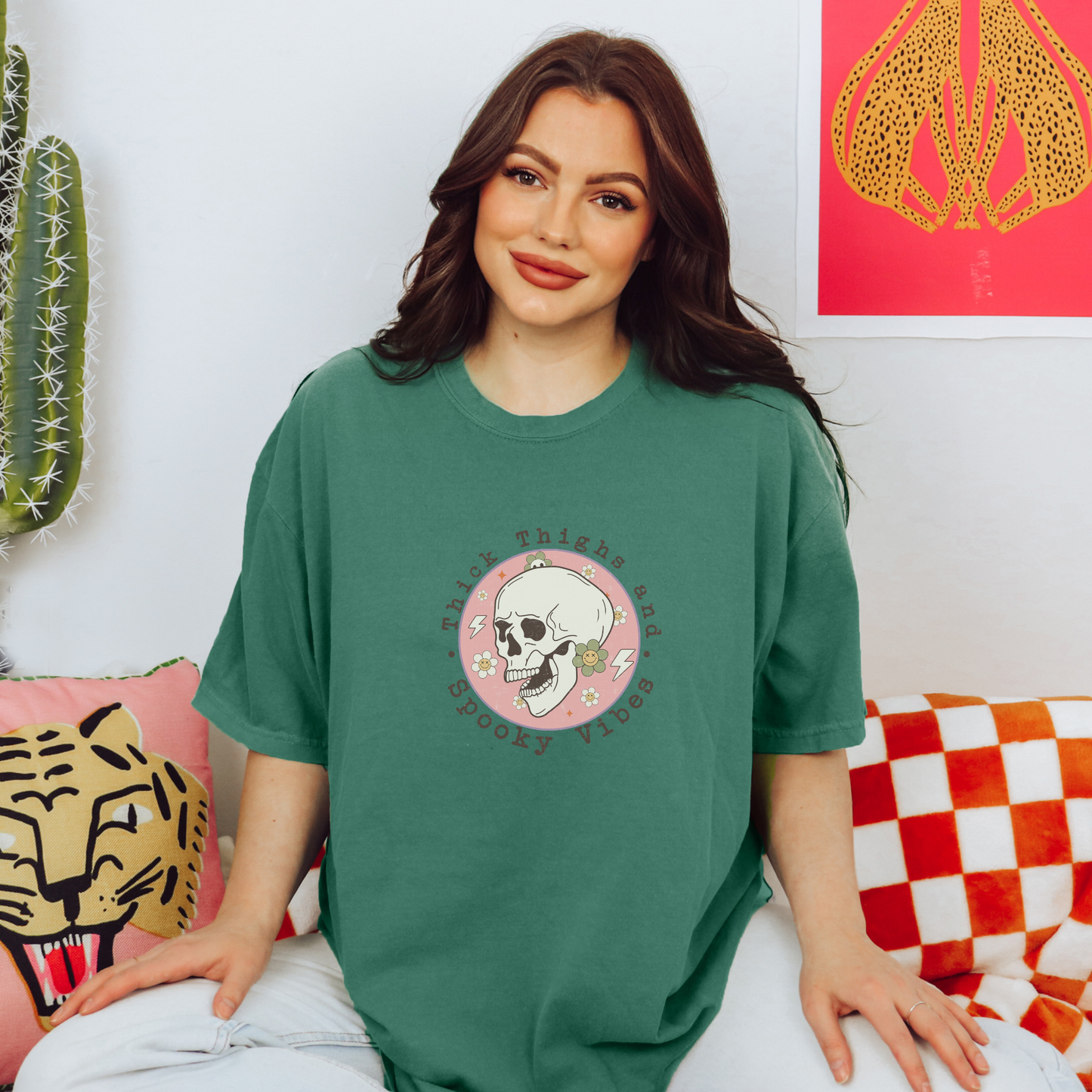 Thick Thighs and Spooky Vibes Tee T-Shirt Light Green S 