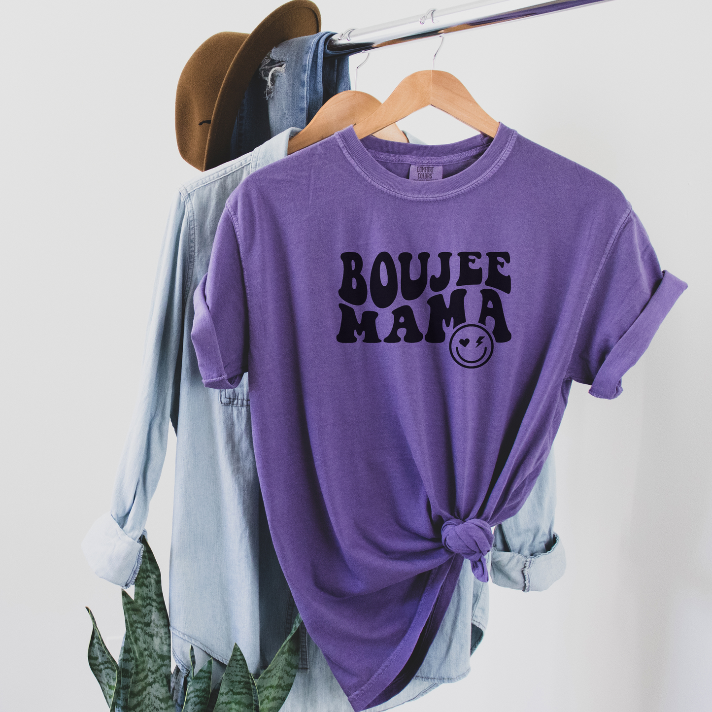 Boujee Mama Tee T-Shirt Grape S 