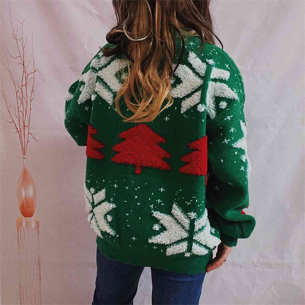 A Cozy Christmas Sweater    