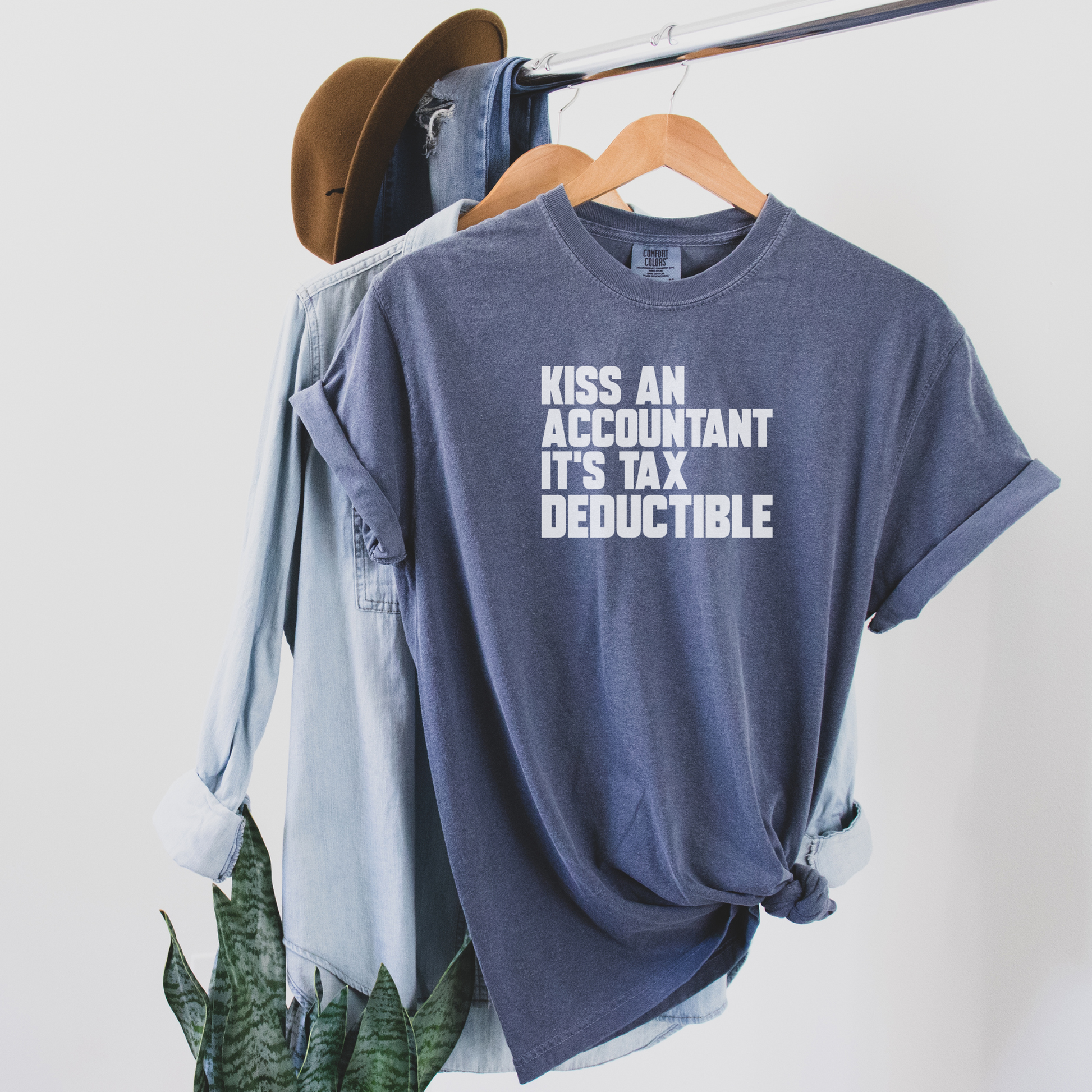 Kiss an Accountant, It's Tax Deductible Tee T-Shirt Denim S 